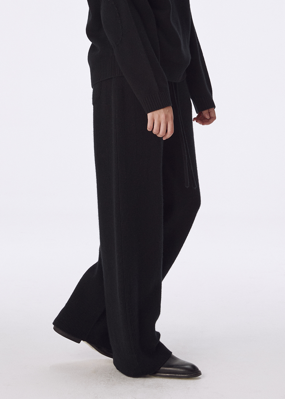 Wool cashmere ribbed whole garment pants_Black