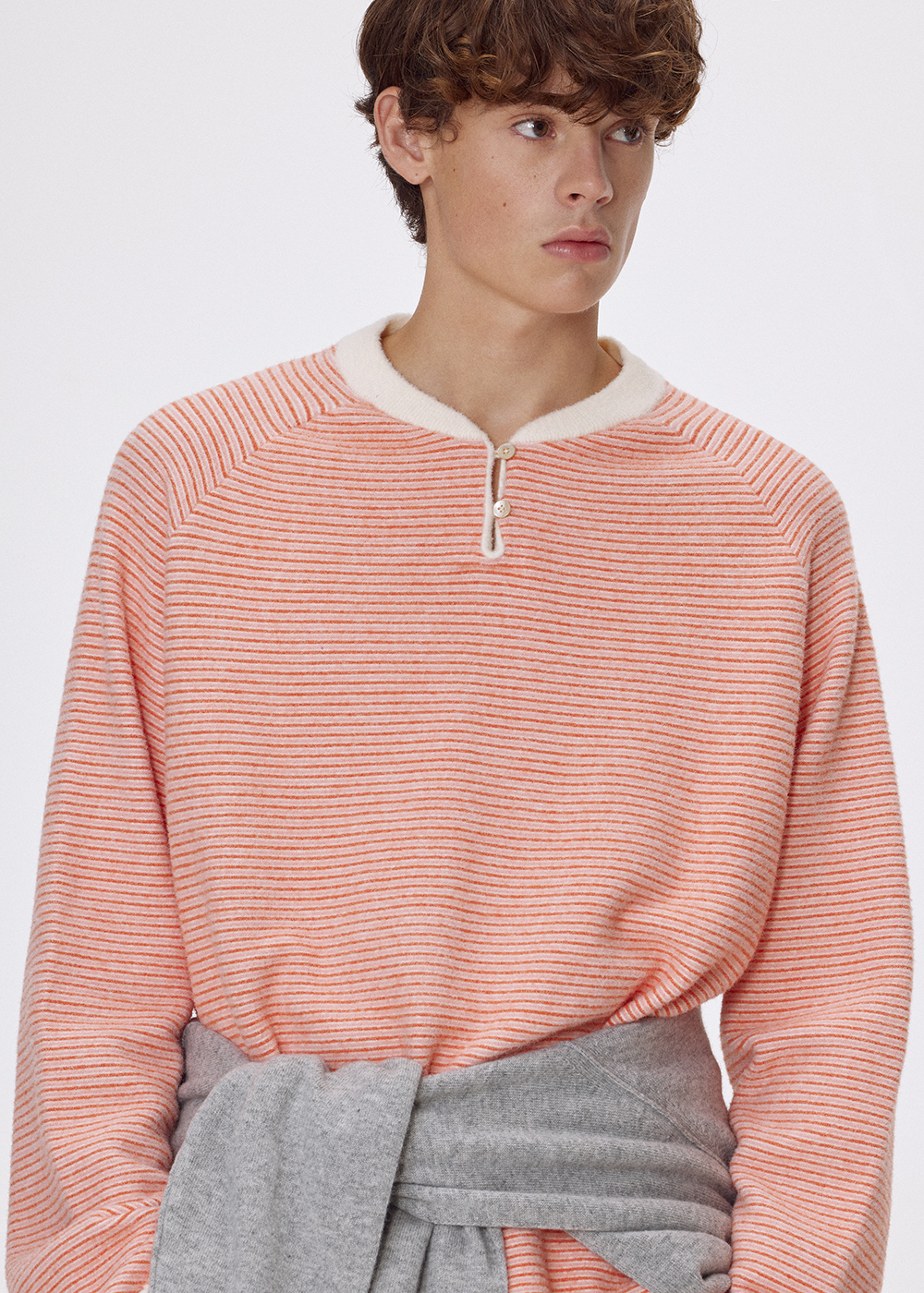 Micro chenille striped henley neck pullover_Pink